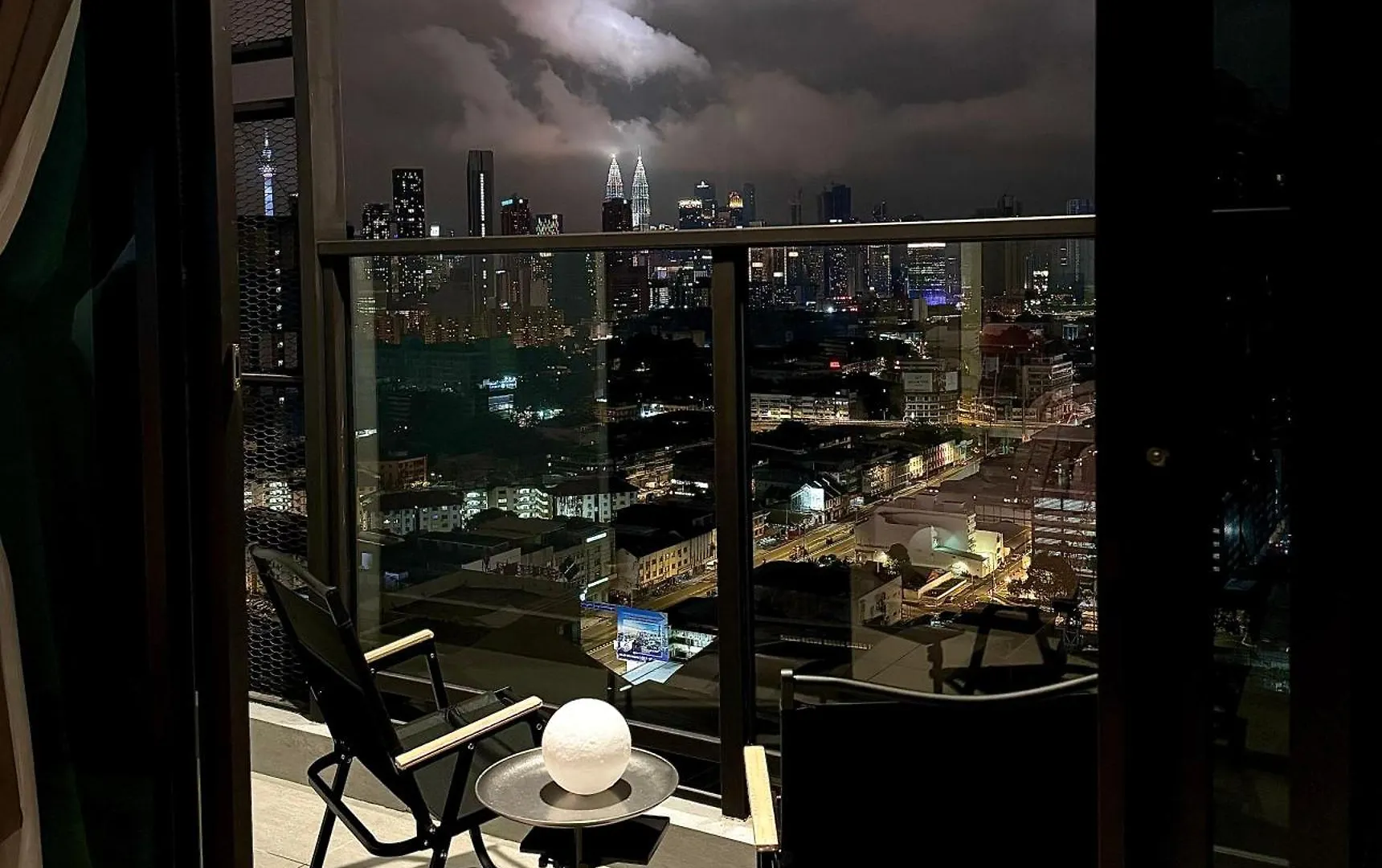 Klcc & Trx Magnificent City View At Trion Kl 吉隆坡 马来西亚